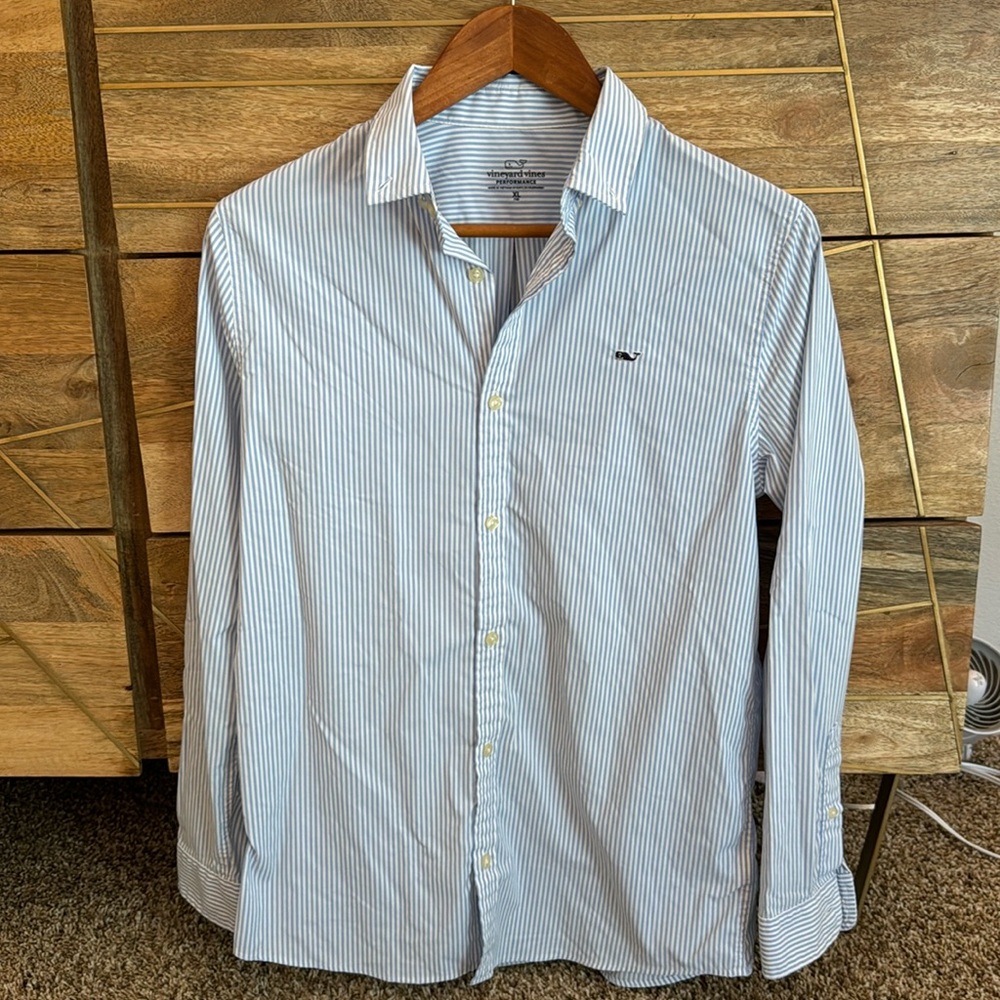 Vineyard Vines boys button down shirt, blue/white striped, size XL (18)